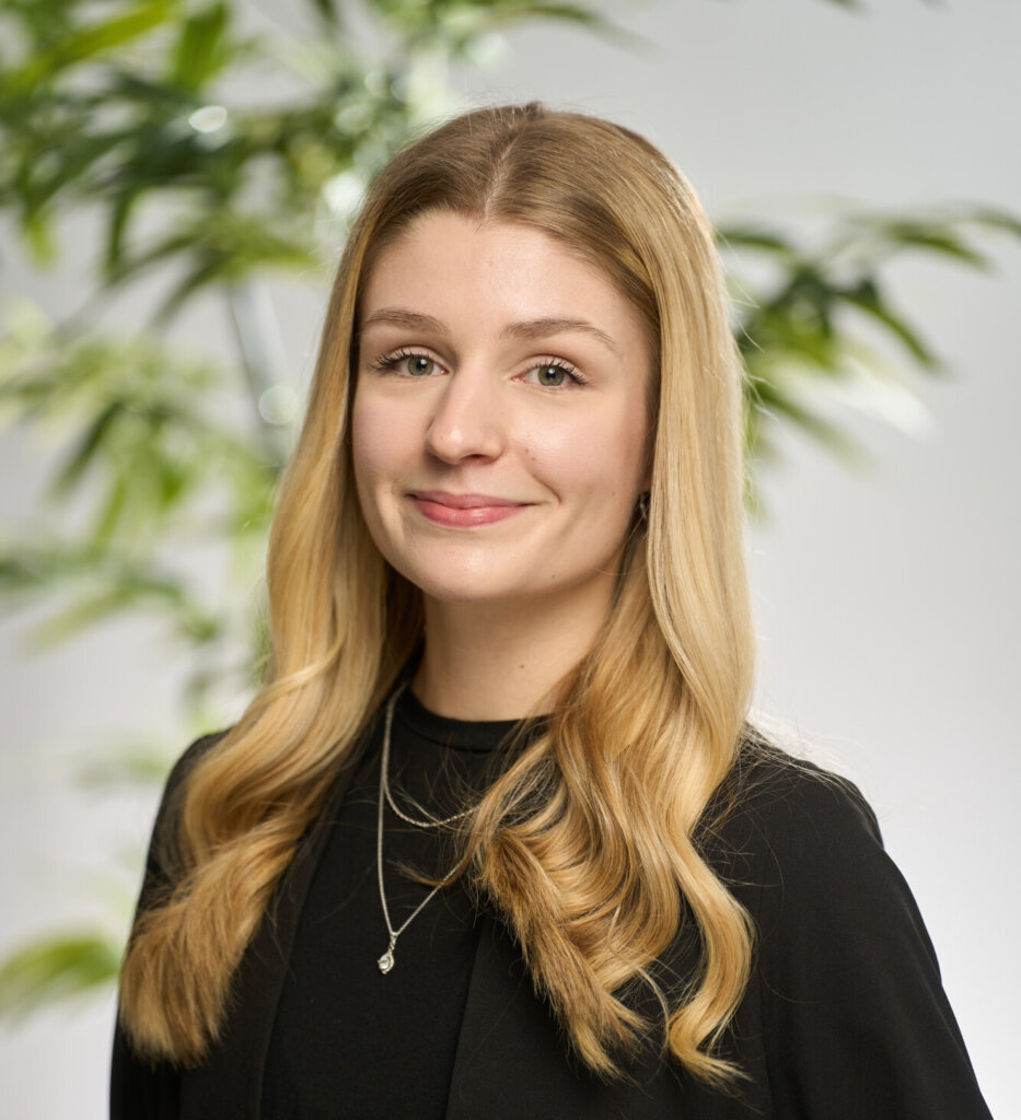 A headshot of Brooke Goulet smiling