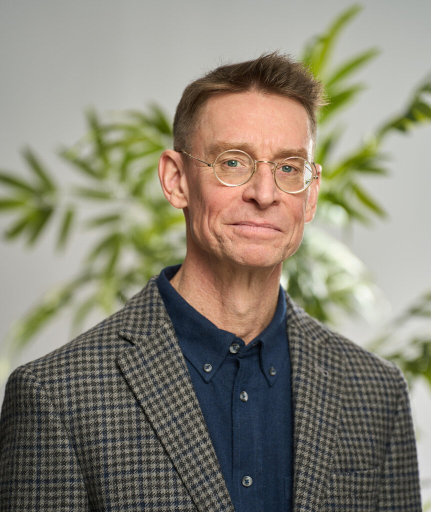 A photo of Thomas Steur smiling